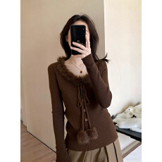 批发已到货 <b class='q'>甜美</b>毛领系绳针织毛衣女冬季新款高级感修身软糯慵懒上衣