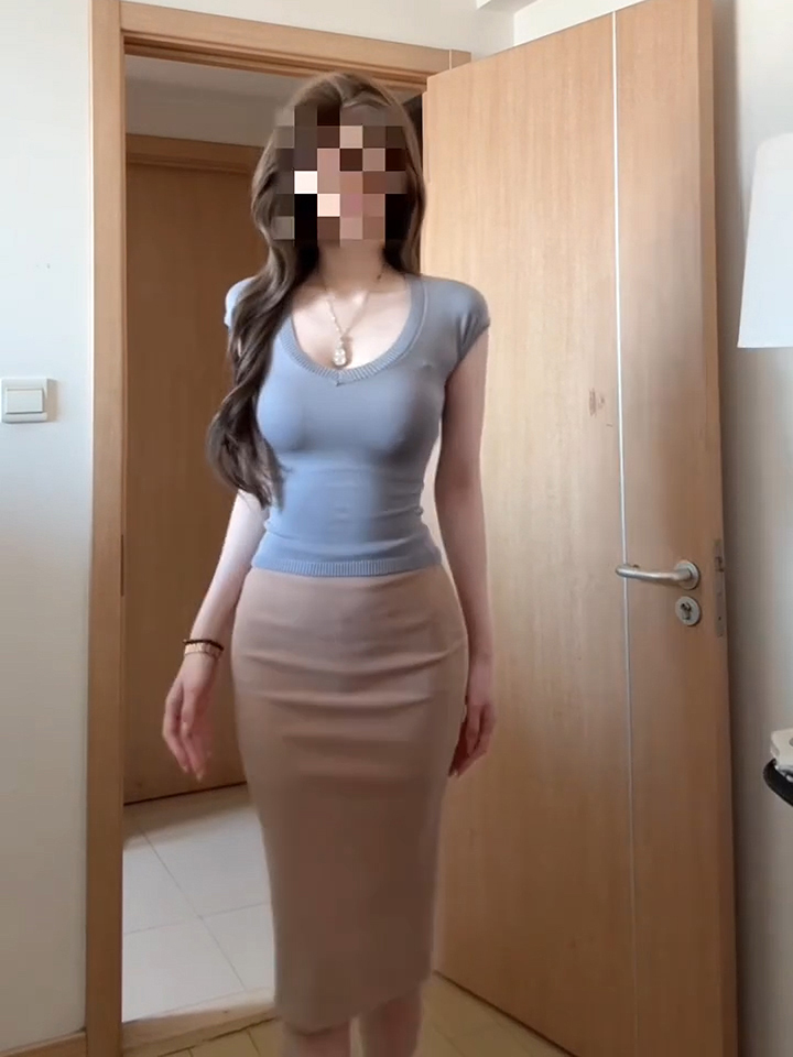 있음 도착 라이 경기 서울 몸매 가꾸기 작은 V넥 티셔츠 여성 봄 Z아 어깨 작은 날다 소매 맨위 반신 치마 세트