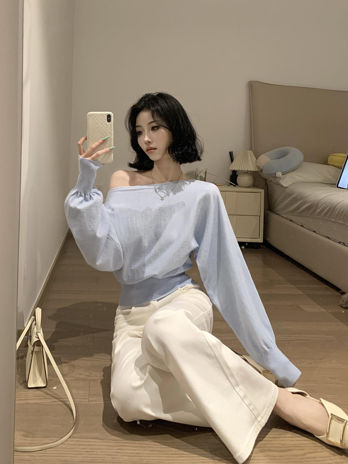 있음 도착 프랑스식 하늘색 오프숄더 니트 긴 소매 맨위 여성 봄 디자인 센스 외부 가져 가라. 얇은 스타일