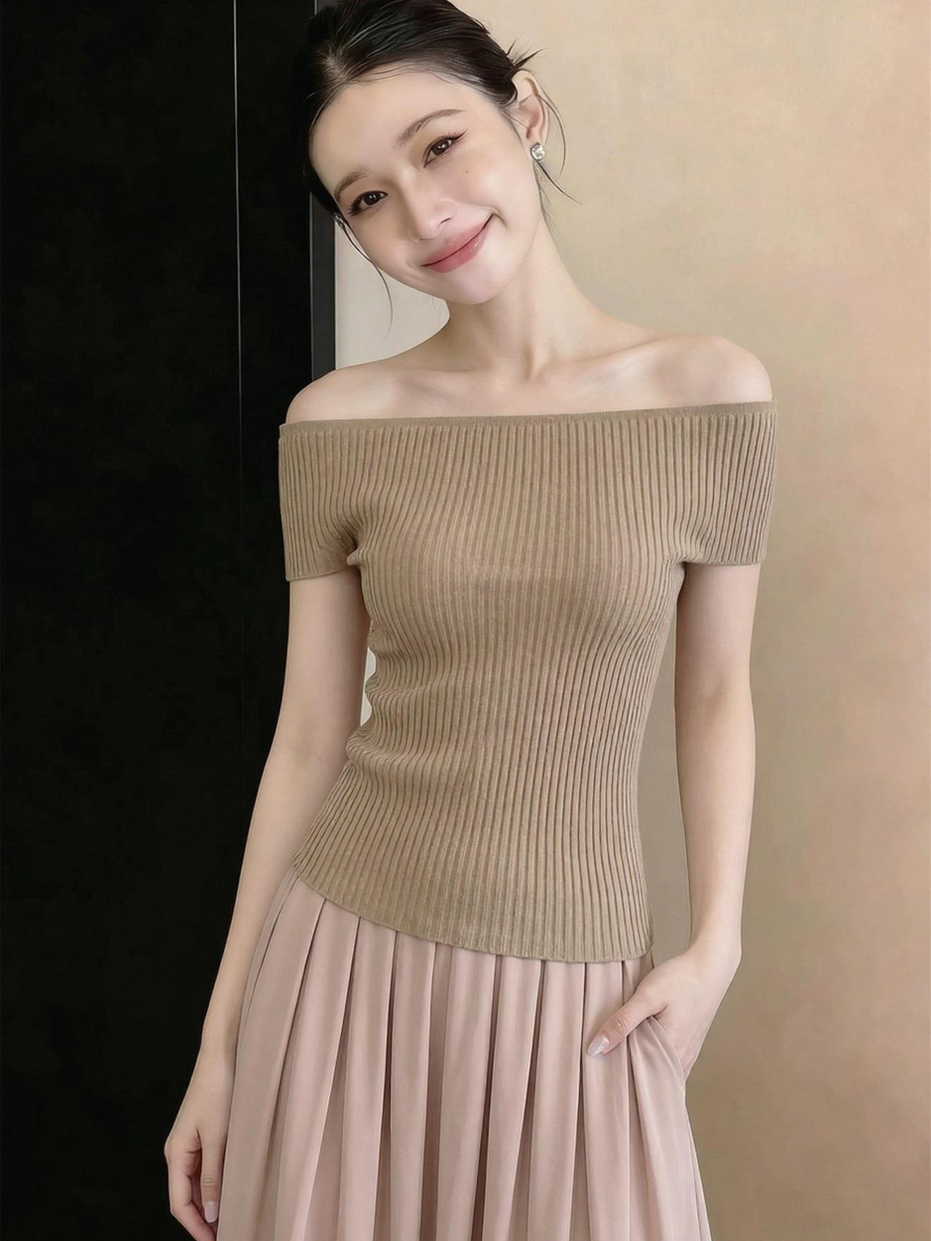 있음 도착 오프숄더 니트 맨위 반팔 디자인 센스 쇼트 스타일 티셔츠 부드러운 패션