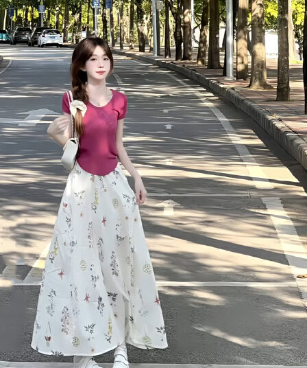 있음 도착 달콤한 스타일 프랑스식 장미 핑크색 맨위 반팔 작은 키 고유 한 디자인 바람 꽃무늬 치마 세트