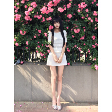批发已到货 夏日小白花 针织套装女<b class='q'>春</b>夏季一字肩上衣百褶裙两件套