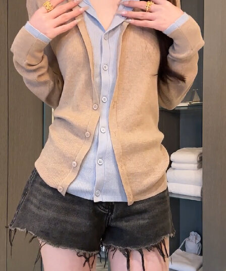 있음 도착 이른 가을 부서 계층의 감각 몸매 가꾸기 맨위 여성 페이크 레이어드 패치워크 색상 양모 니트 오픈 가디건