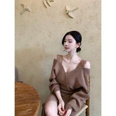 批发【Farte Shop】甜茶假日 拼接蕾丝吊带连衣裙女秋冬包臀中长裙