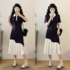 批发实拍<b class='q'>大码</b><b class='q'>女装</b>2026夏季新款撞色Plol翻领学院风收腰显瘦刺绣连衣裙