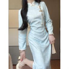 批发2026年<b class='q'>秋</b>季新款蓝色复古新中式长袖改良旗袍女日常收腰显瘦年轻款