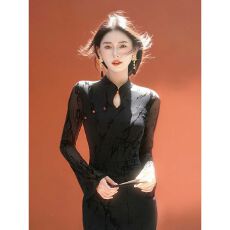 批发2026年新中式针织改良旗袍女早<b class='q'>秋</b>蕾丝拼接长袖复古百搭修身连衣裙