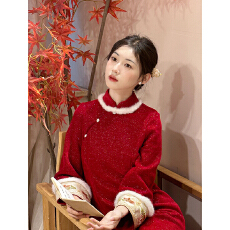 批发酒红色改良日常<b class='q'>旗袍</b>少女年轻款2025新款秋冬拜年服订婚<b class='q'>新娘</b>敬酒服