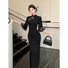 批发<b class='q'>赫本</b><b class='q'>风</b>高级感大方得体绝美连衣裙新中式国<b class='q'>风</b>改良旗袍长裙25年秋季