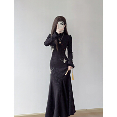 批发2025秋冬新款黑色金蝶玲珑加绒款新中式<b class='q'>连衣裙</b>气质国风鱼尾<b class='q'>旗袍</b>