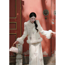 批发蒹葭白露2025冬季新中式气质<b class='q'>优雅</b>加绒加厚连衣裙国风马甲套装