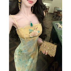 批发【金玉满堂】2026年春夏新款修身刺绣扎染新中式国风吊带<b class='q'>连衣裙</b>子