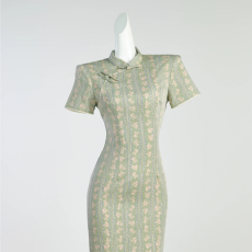 批发绿色新中式中国风改良旗袍裙2026年春夏款新款优雅气质显瘦<b class='q'>连衣裙</b>