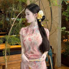 批发【粉蓝妲己】2026新中式温柔<b class='q'>复古</b>改良旗袍短袖修身温柔显白连衣裙