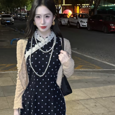 批发画报夫人温柔复古清冷波点蕾丝雪尼尔旗袍_牛仔蓝波点无袖