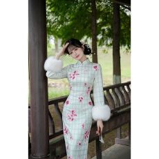 批发【薄荷锦棠】2026年新款清新格纹印花长袖旗袍温婉改良中式<b class='q'>连衣裙</b>