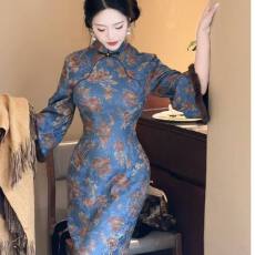 批发新中式复古新款秋冬国风显白织金针织提花旗袍_长明灯蓝_
