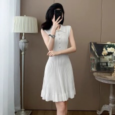 批发夏日穿搭小香风针织POLO领单排扣无袖连衣裙女弹力收腰显瘦A字裙