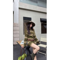 批发档口上新 2026年秋季新款女复古<b class='q'>条纹</b>针织连衣<b class='q'>裙</b>宽松落肩长袖短款