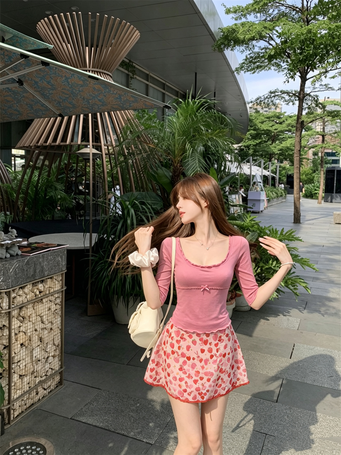 실사 정가 레이스 u 칼라 중간 소매 얇은 스타일 티셔츠 맨위 핑크색 타이트 스커트 반신 미니 스커트 투피스 세트