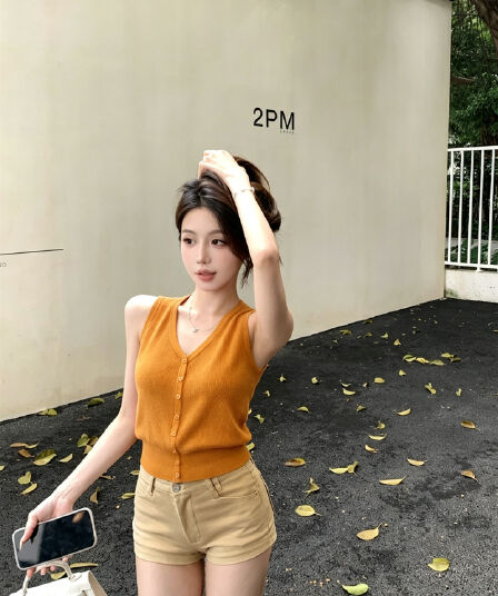 실사 정가 레트로 여름 민소매 니트 V넥 행침 목 작은 대중 백리스 맨위