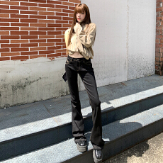 批发【BSF.cn】白女穿搭灵感｜摩登经典黑金原色低腰时髦辣味喇叭牛仔