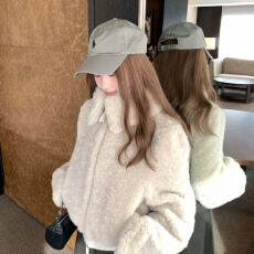 批发新款翻领气质短外套温柔少女毛毛保暖显白外套上衣女