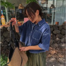 批发2026初夏新款休闲复古风宽松短款<b class='q'>牛仔</b><b class='q'>衬衫</b>女