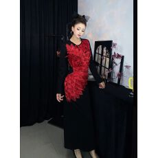 批发<b class='q'>欧美</b>时髦洋气重工立体羽毛圆领<b class='q'>连衣裙</b>女秋季修身显瘦包臀礼服长裙