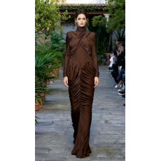 批发高级感小众设计高端定制纯色针织弹力长袖修身褶皱轻礼服裙长裙