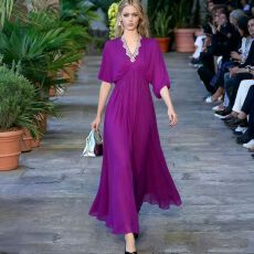 批发高级感宴会晚装礼服裙复古V领压褶钉珠大摆显瘦<b class='q'>连衣裙</b>