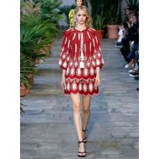 批发小众温柔风系带圆领灯笼袖镂空蕾丝拼接上衣+高腰阔腿短<b class='q'>裤</b>