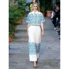 批发澳洲小众立领<b class='q'>短袖</b>上衣配收腰镂空长<b class='q'>裤</b>时尚套<b class='q'>装</b>女