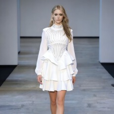 批发跨境2025优雅立领长袖<b class='q'>连衣裙</b><b class='q'>时尚</b>镶钻修身拼接短裙