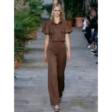 批发新款镂空高级感短袖时尚设计感小众V领上衣直筒显瘦阔腿裤<b class='q'>套装</b><b class='q'>女</b>