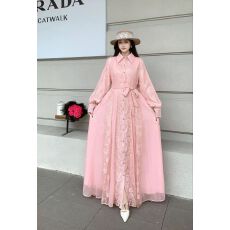 批发法式复古蕾丝刺绣翻领灯笼袖连衣裙女春秋单排扣收腰显瘦大摆长裙