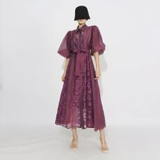 批发法式名媛风优雅翻领<b class='q'>长袖</b>高级感蕾丝拼接单排扣收腰过膝长裙连衣裙