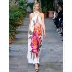 批发法式独特漂亮设计大花性感露背挂脖连衣裙女宽松遮肉显瘦百褶长裙