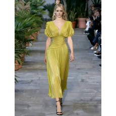 批发<b class='q'>欧美</b>高级感V领压褶收腰光滑缎面<b class='q'>长裙</b>2026春季新款荷叶边 连衣裙女