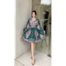 批发法式复古优雅<b class='q'>西装</b>领长袖收腰印花连衣裙女装显瘦气质单排扣A字裙