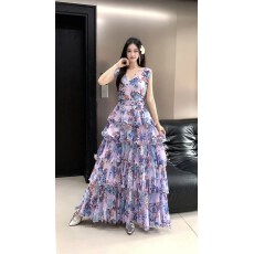 批发晨露蔷薇<b class='q'>园</b>/法式度假风印花挂脖雪纺蛋糕长裙女V领连衣裙
