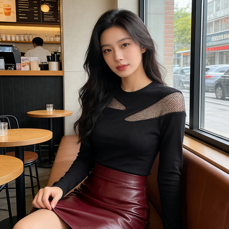 봄 새로운 Chic 라운드 넥 다이아몬드 세팅 몸매 가꾸기 슬림해 보이는 디자인 센스 빛 럭셔리 여성 셔츠 티셔츠 패션 작은 셔츠 m-3xl