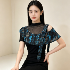 批发高级感露肩拼接上衣女新款半高领小衫镶钻荷叶边印花气质显瘦T恤