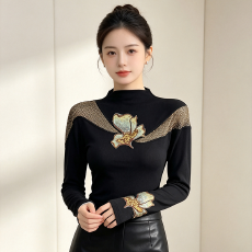 批发半高领重工绣花烫钻打底衫女长袖修身显瘦洋气百搭上衣通勤日常潮
