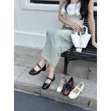 气质方头蝴蝶结一字扣玛丽珍鞋女新款春季浅口粗跟单鞋银色小皮鞋