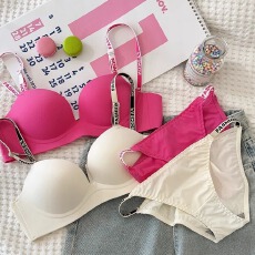 批发2026早春新款爆款多巴胺圆圆杯无痕<b class='q'>内衣</b>带胸垫显瘦吊带背心女