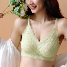 批发2026早春新款爆款法式无钢圈无痕高级感文胸内衣带胸垫显瘦背心女