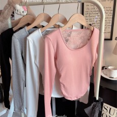 批发2026春季新款甜辣正肩蕾丝拼接长袖T恤修身显瘦一体式带胸垫百搭