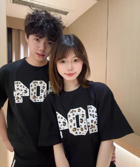 빗질하다 순면 닫기 국가 조수 브랜드 검정색 레오파드 무늬 숫자 프린트 반팔 여름 루즈핏 커플 다용도 맨위