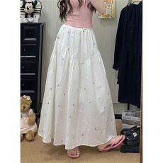 原版面料小雏菊刺绣甜美初恋系温柔风蓬蓬伞裙女多巴胺碎花半身裙